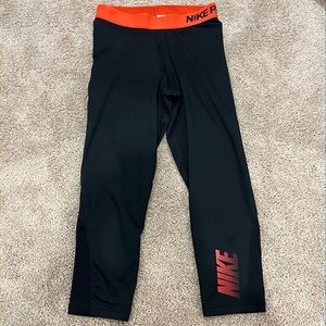 Women’s Nike Pro Dri-Fit 3/4 Length Leggings - Small